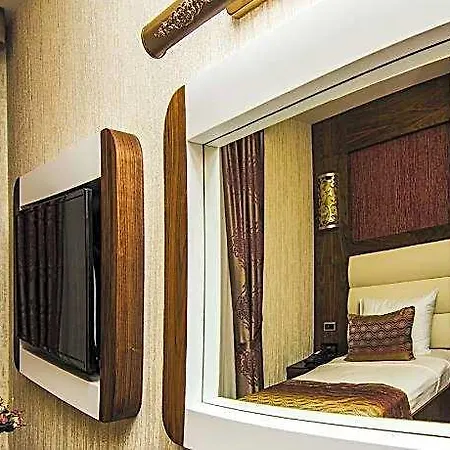 Vertu Hotel